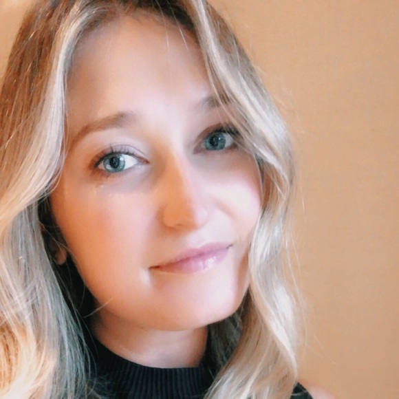 Meet your Posher, Meghan - Picture 1 of 1